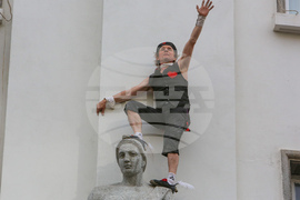  Антоан Льо Менестрел – спектакъл 