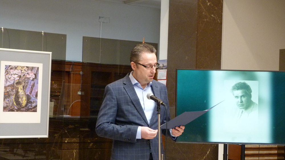 МК: Зам. - министърът на културата Виктор Стоянов взе участие днес в откриването на изложбата по повод 140 години от рождението на Сирак Скитник