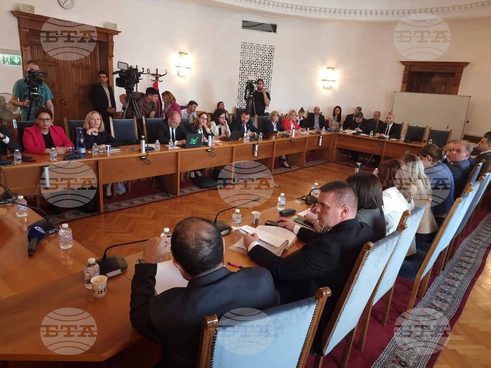 Народно събрание - Комисия по правни въпроси