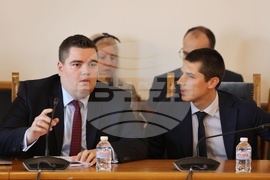 Народно събрание - Комисия по правни въпроси