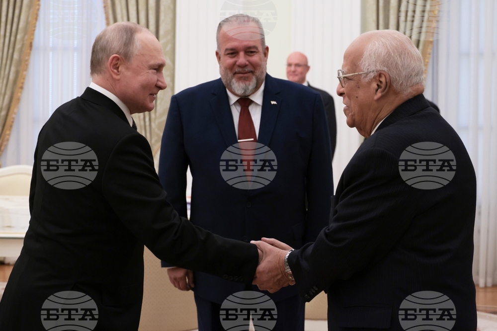 Почина кубинският вицепремиер Рикардо Кабрисас