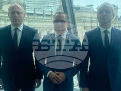 Снимка: Възраждане