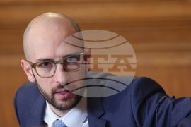 Парламент - заседание - Георги Клисурски