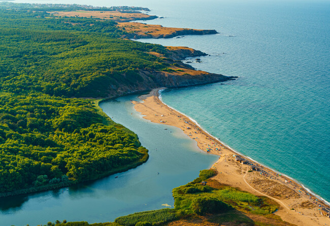 Tourism Ministry Publishes Daily Up-to-date Information on Condition of Seawater at Bulgarian Seaside