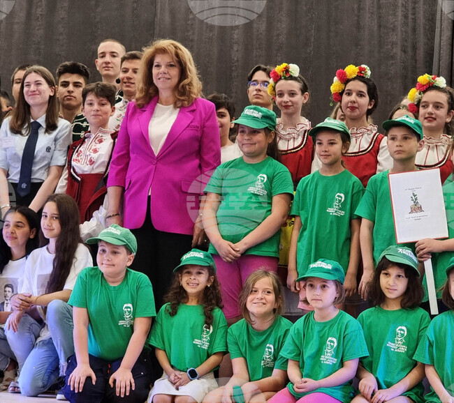 Варна - вицепрезидент - ученици - среща