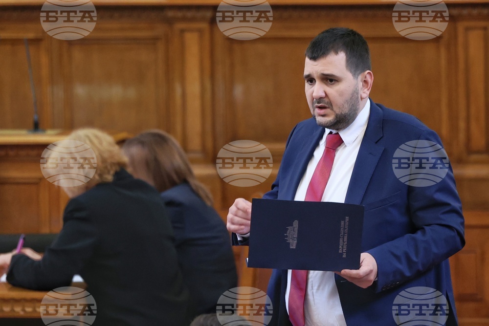 Парламент - заседание - Йордан Иванов