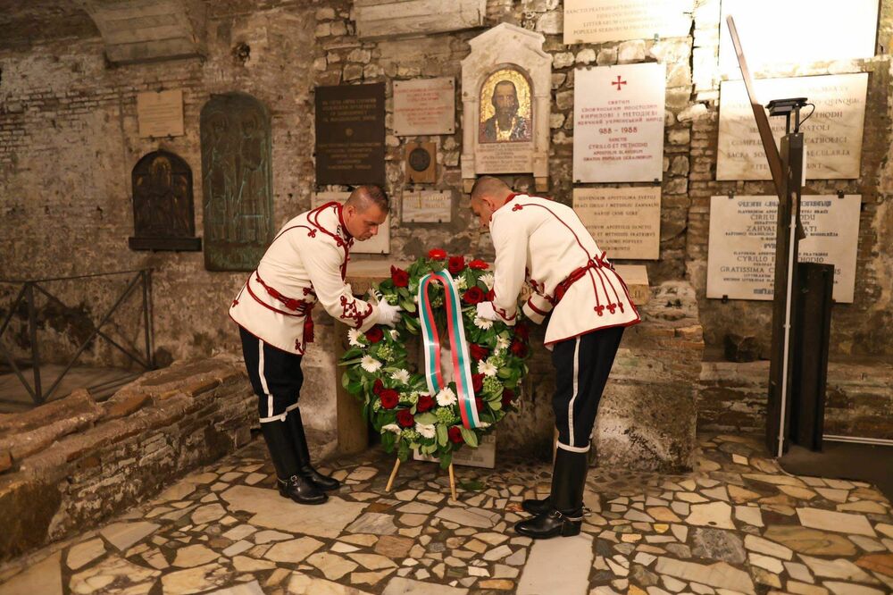 Ватикана - Национална гвардейска част на България - Папска швейцарска гвардия