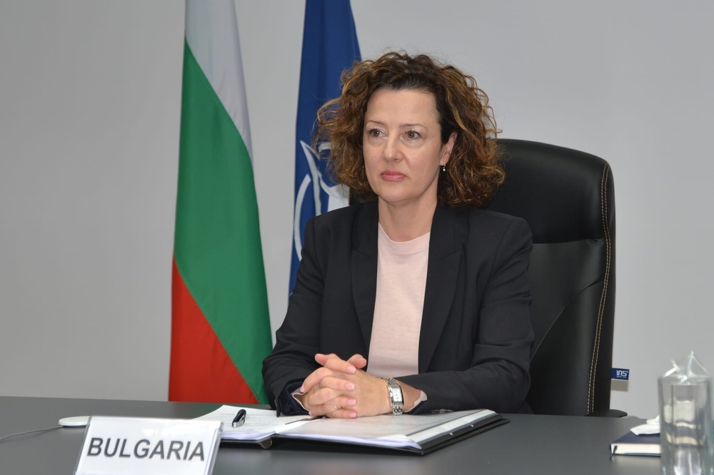 МС: Назначени са трима заместник - министри