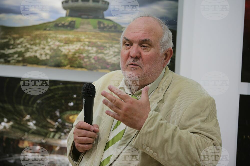Не може да има колективна заслуга за спасяването на българските евреи, смята публицистът Антони Георгиев