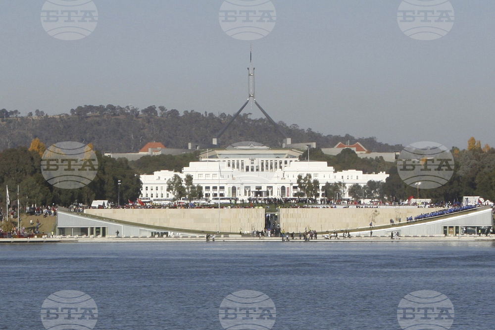 Австралийският парламент прие закони срещу речта на омразата и оръжията 