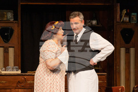 Бургас - театър - комедията “Ало, ало”