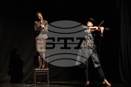 Бургас - театър - комедията “Ало, ало”