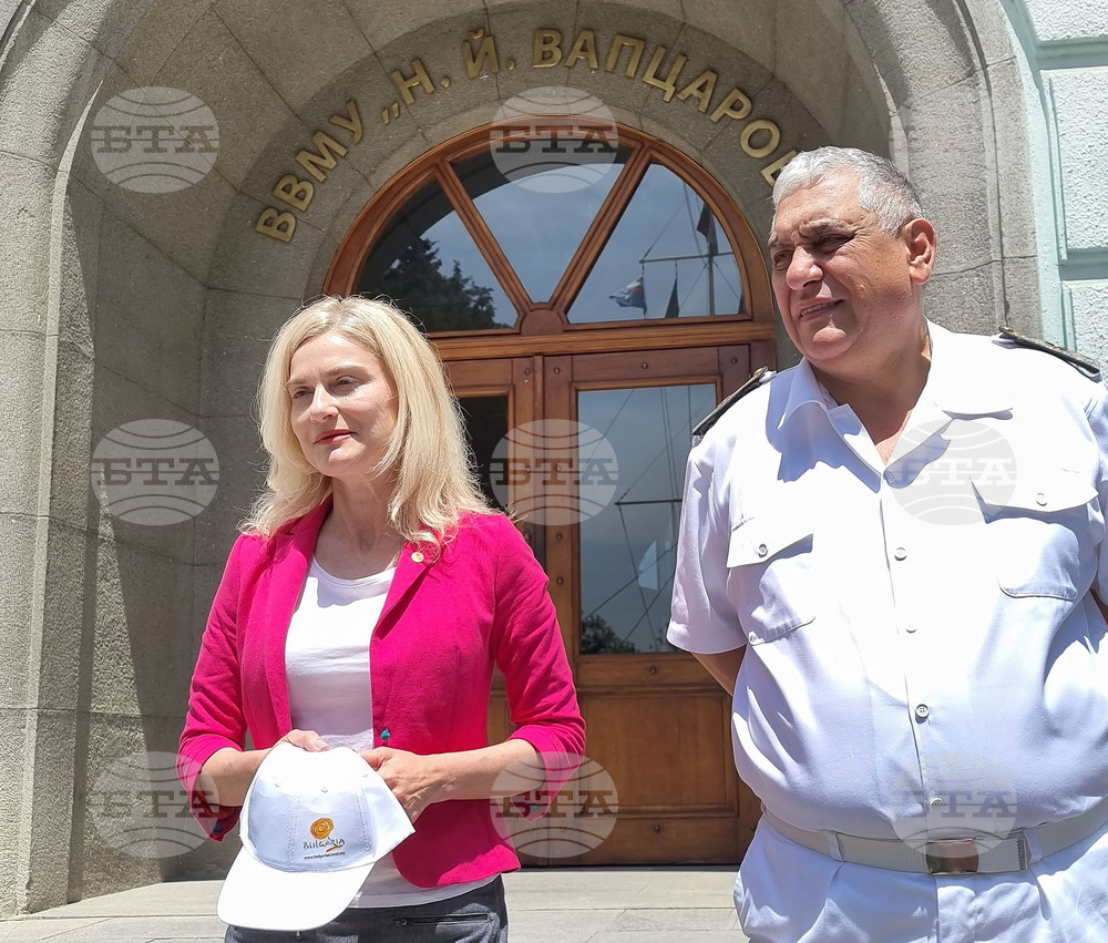 Варна - Зарица Динкова - Боян Медникаров - брифинг