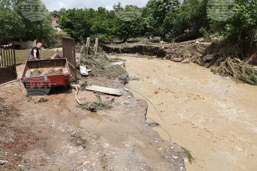 Село Желява - буря - последствия