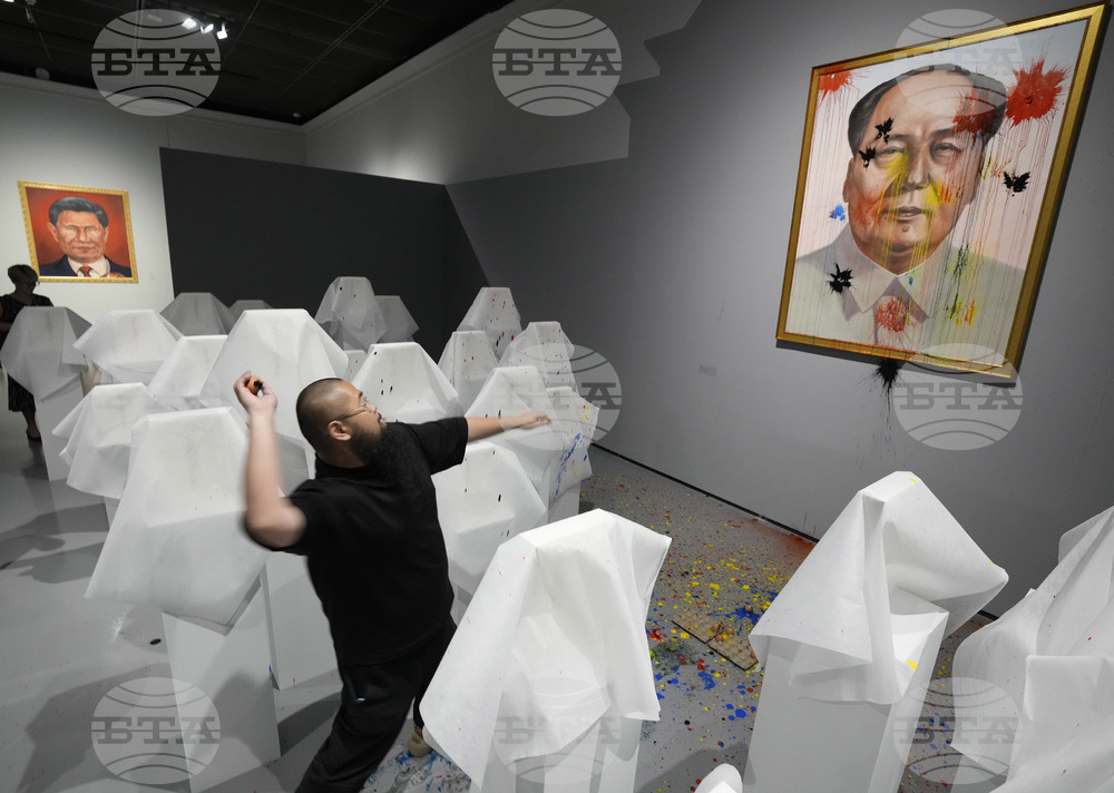 Изложба на провокативния китайски художник Бадиукао беше открита в Полша