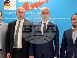 Снимка: Възраждане