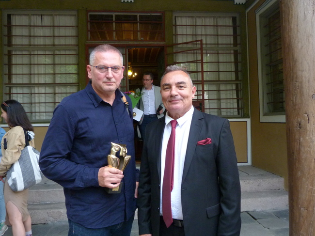 Министерство на културата: Министър Кръстев връчи голямата награда „Христо Г. Данов” на Георги Господинов