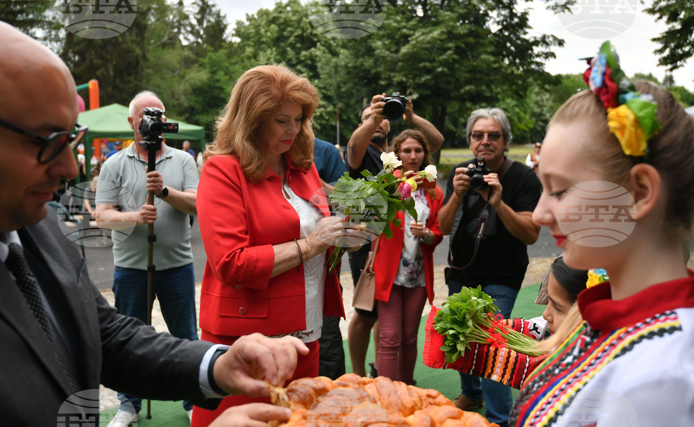 Разград - Илияна Йотова - „Читалищата – живото наследство на България“ - фестивал