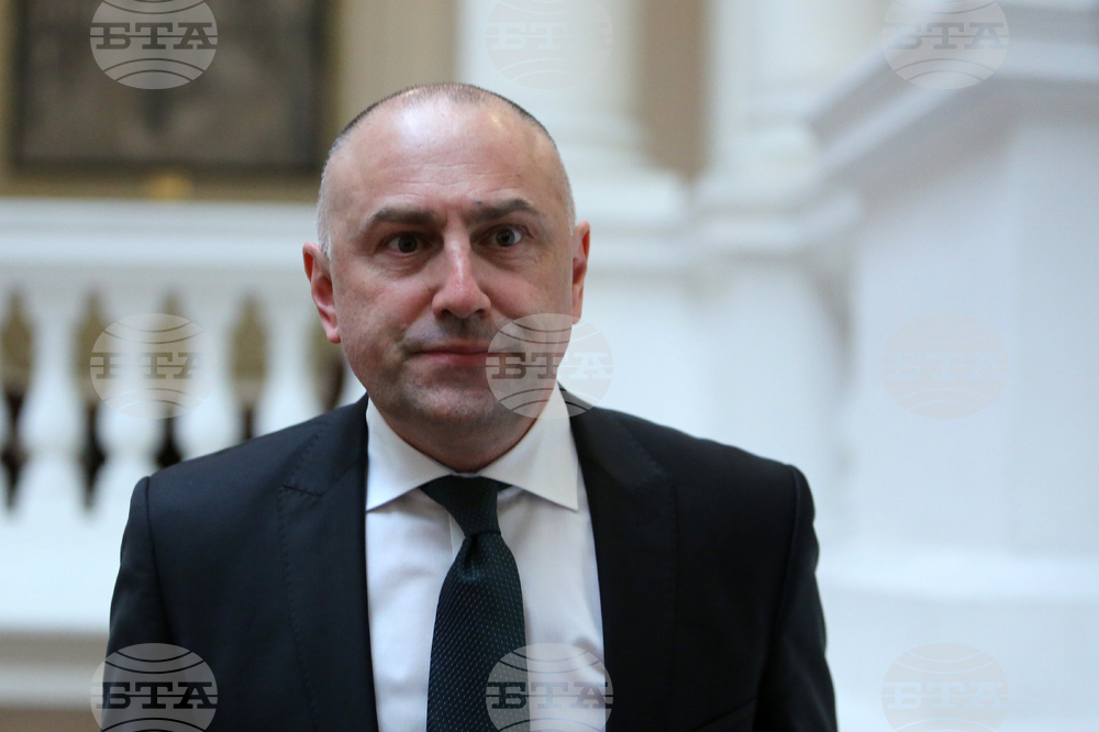 Парламент - Комисия по бюджет и финанси