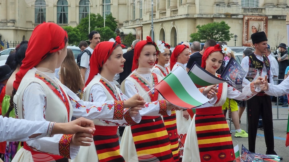 Румъния - Международен фестивал "Музика и традиции в Букурещ" - Ансамбъл „Настроение“ - Стара Загора