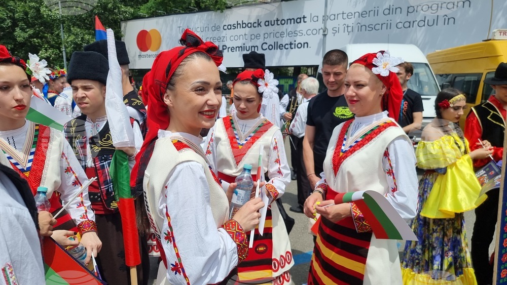 Румъния - Международен фестивал "Музика и традиции в Букурещ"