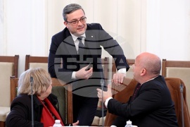 Парламент - Комисия по културата и медиите