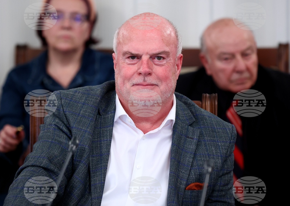 Парламент - Комисия по културата и медиите