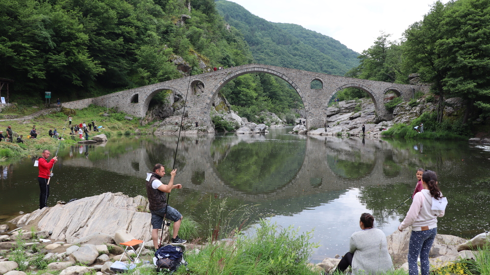 Община Ардино: Над 50 рибари мериха сили на Риболовният фест на река Арда при Дяволския мост 