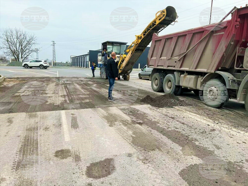 В Ямбол започна дългоочакван ремонт на една от главните улици с пари от държавата