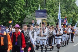 Румъния -  Международен фолклорен фестивал “Музика и традиции”