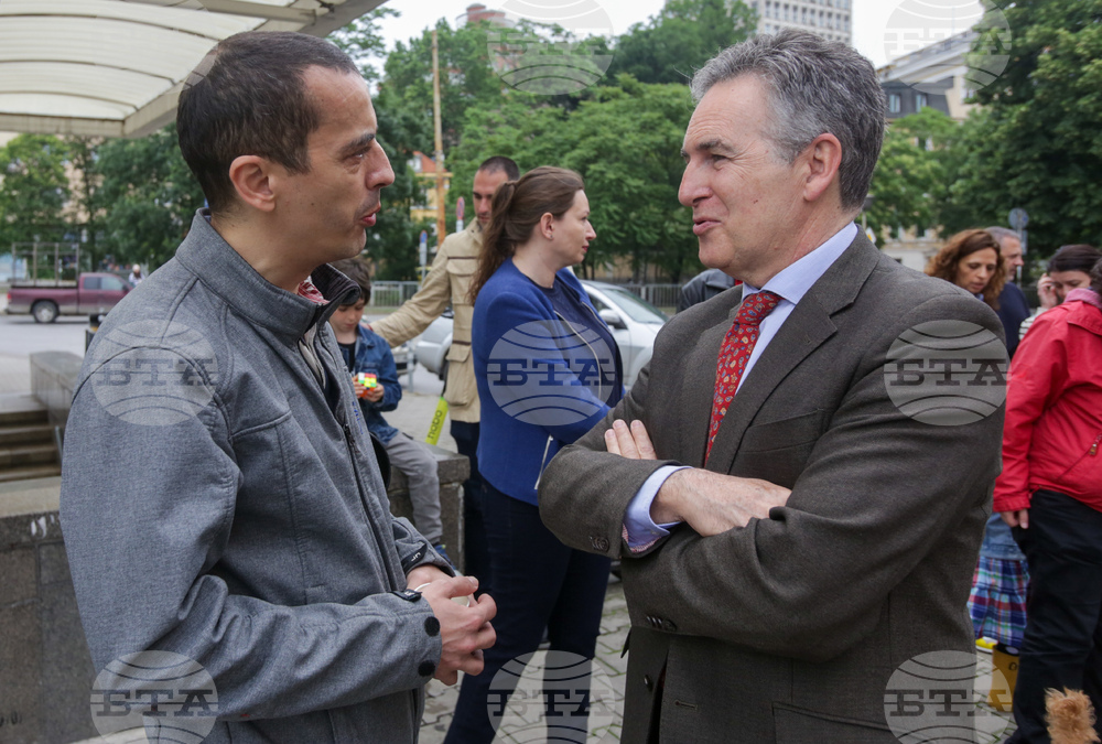 Организация на евреите “Шалом” - почистване на “символите на омразата” - инициатива