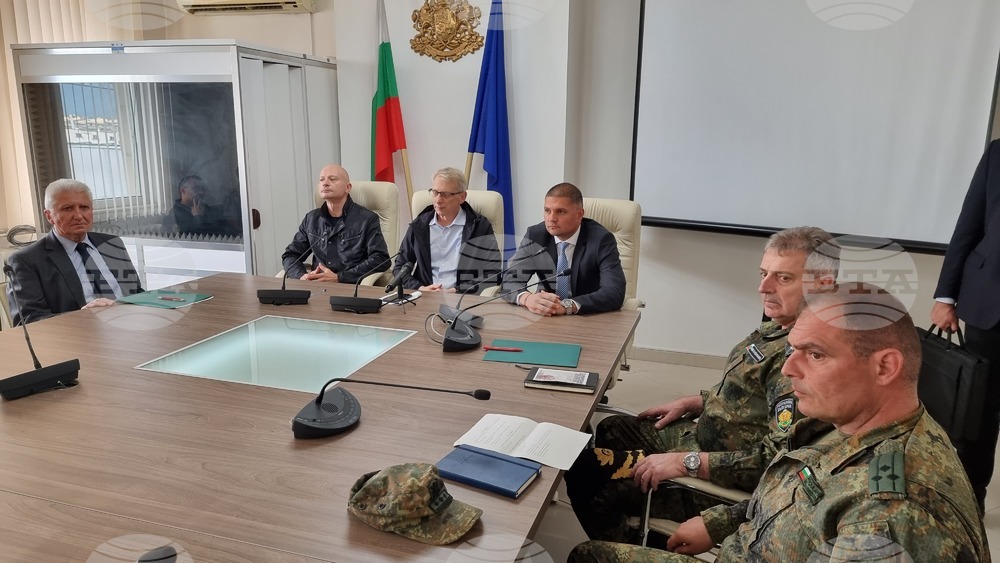 Враца - наводнения - Николай Денков - областни кризисни щабове - заседания