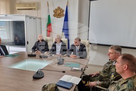 Враца - наводнения - Николай Денков - областни кризисни щабове - заседания