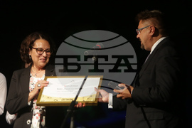 „Светилник – към светли бъднини вървим!“ - празничен концерт