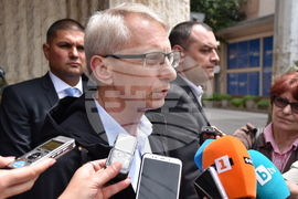 Враца - наводнения - Николай Денков - брифинг