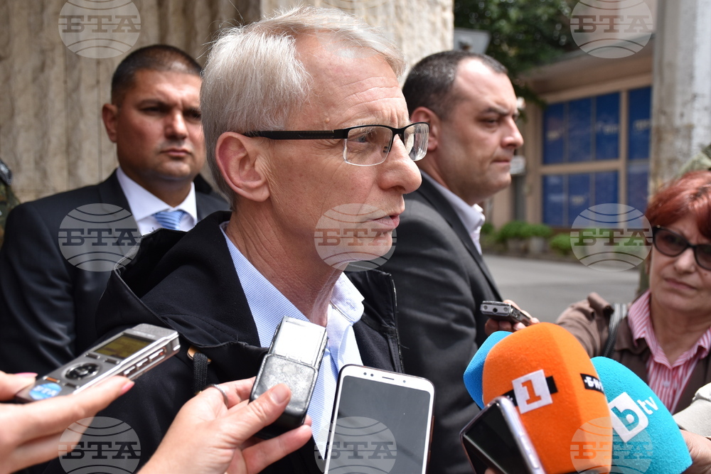 Враца - наводнения - Николай Денков - брифинг