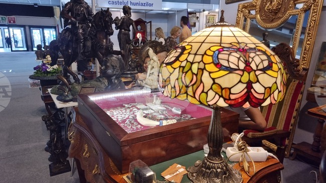 Румъния - изложбен център - пазар - антики