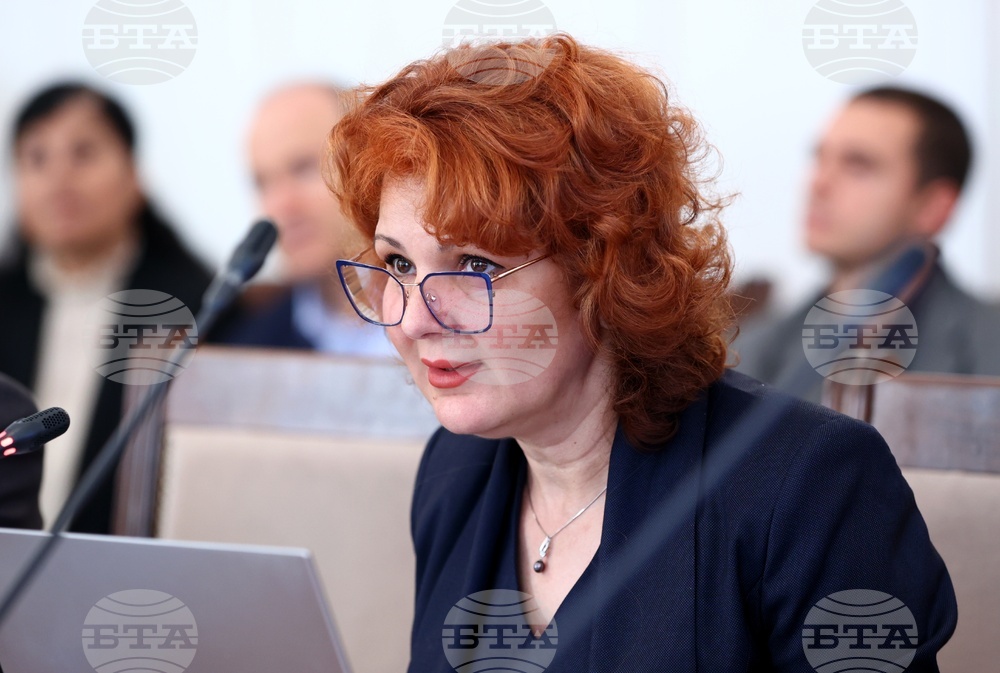 Народно събрание - кръгла маса