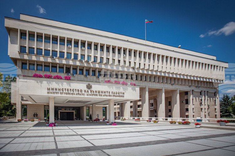 Israel Begins to Reopen Its Airspace for Outbound Commercial Flights Under Certain Conditions