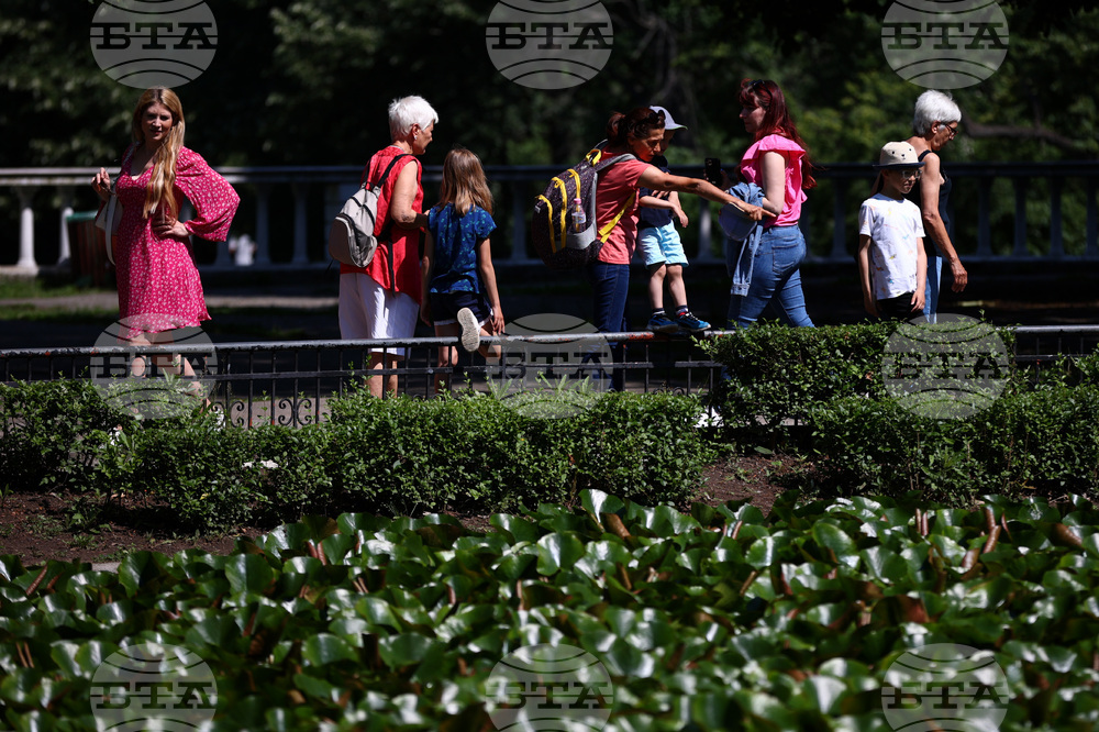 Парк - топло време