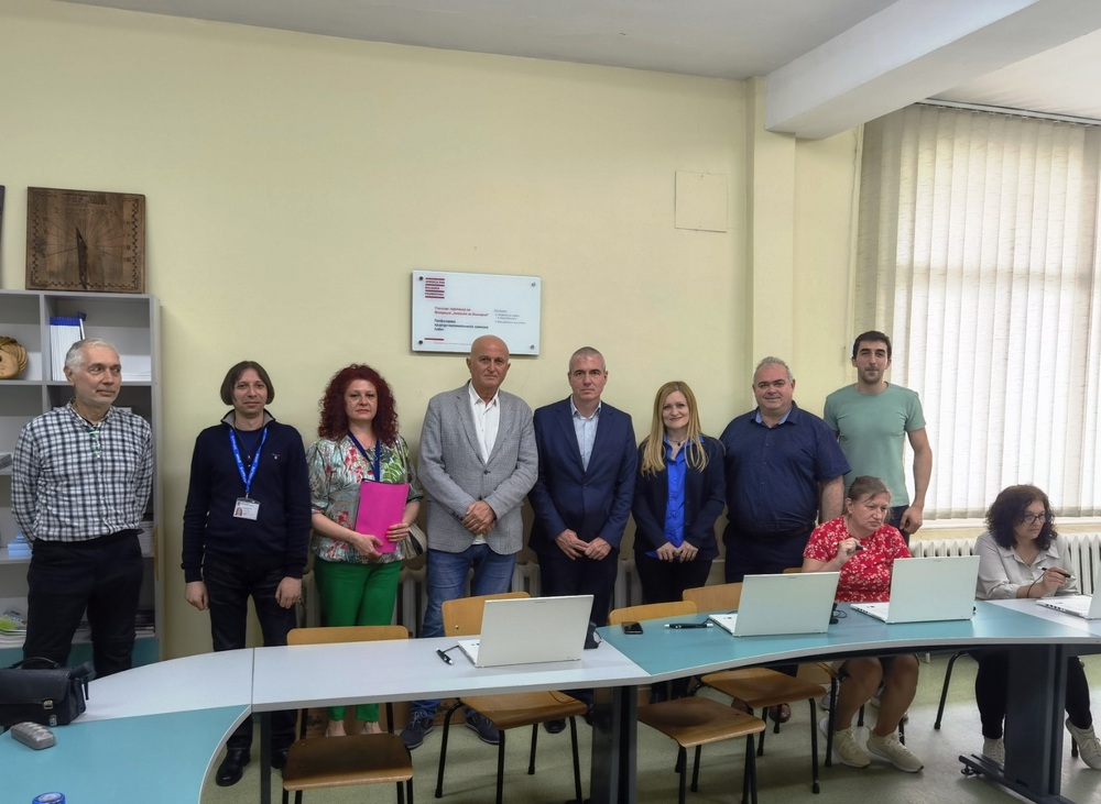 Община Ловеч: Доставено е оборудване за надграждането на високотехнологични кабинети в две ловешки гимназии