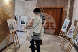 Добрич - ученици - изложба