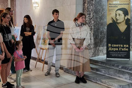 Добрич - ученици - изложба