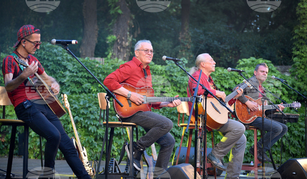 Варна - „Фондацията“ - концерт