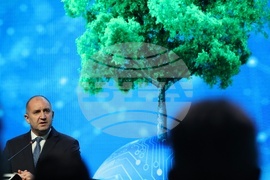 Форум - "Зеленият преход в ЦИЕ - енергийна свързаност, зелено финансиране и иновации"