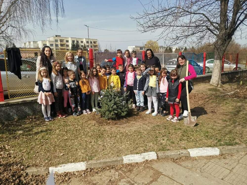 Инициатива „ДА ЗАСАДИМ БЪДЕЩЕ“