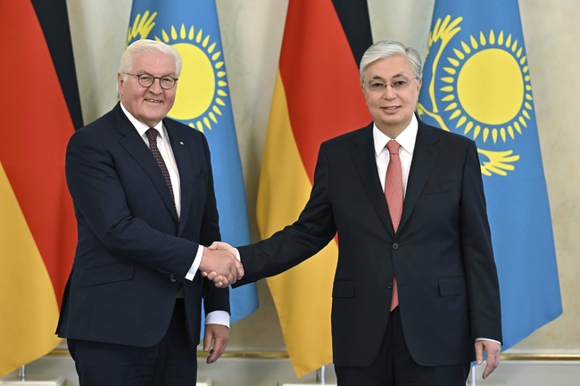 Президентът на Германия насърчи развитието на Средния коридор по време на посещението си в Казахстан