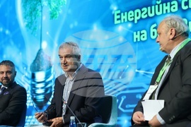 Форум - Зелен преход - Енергийна свързаност в контекста на Европейския енергиен пазар и трансформация на базовите енергийни мощности