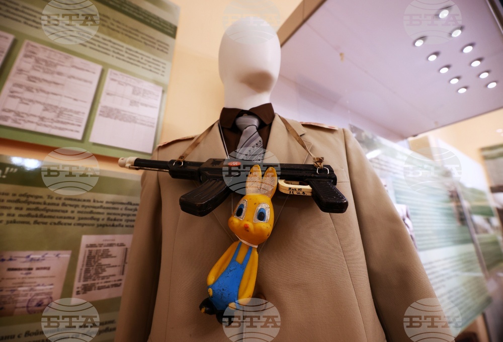 Когато момчето става мъж… - изложба