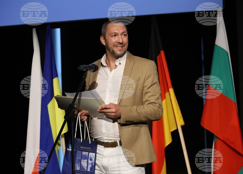 Бургас - конкурс - „Който спаси един човешки живот, спасява цяла вселена” - награди - Стоян Тончев